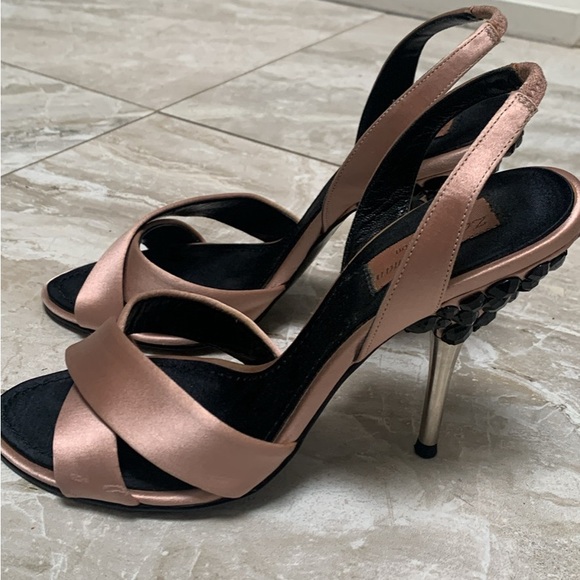 Zara Dusty Pink Sandals with embellishments in the heel, size 38. - Picture 1 of 5